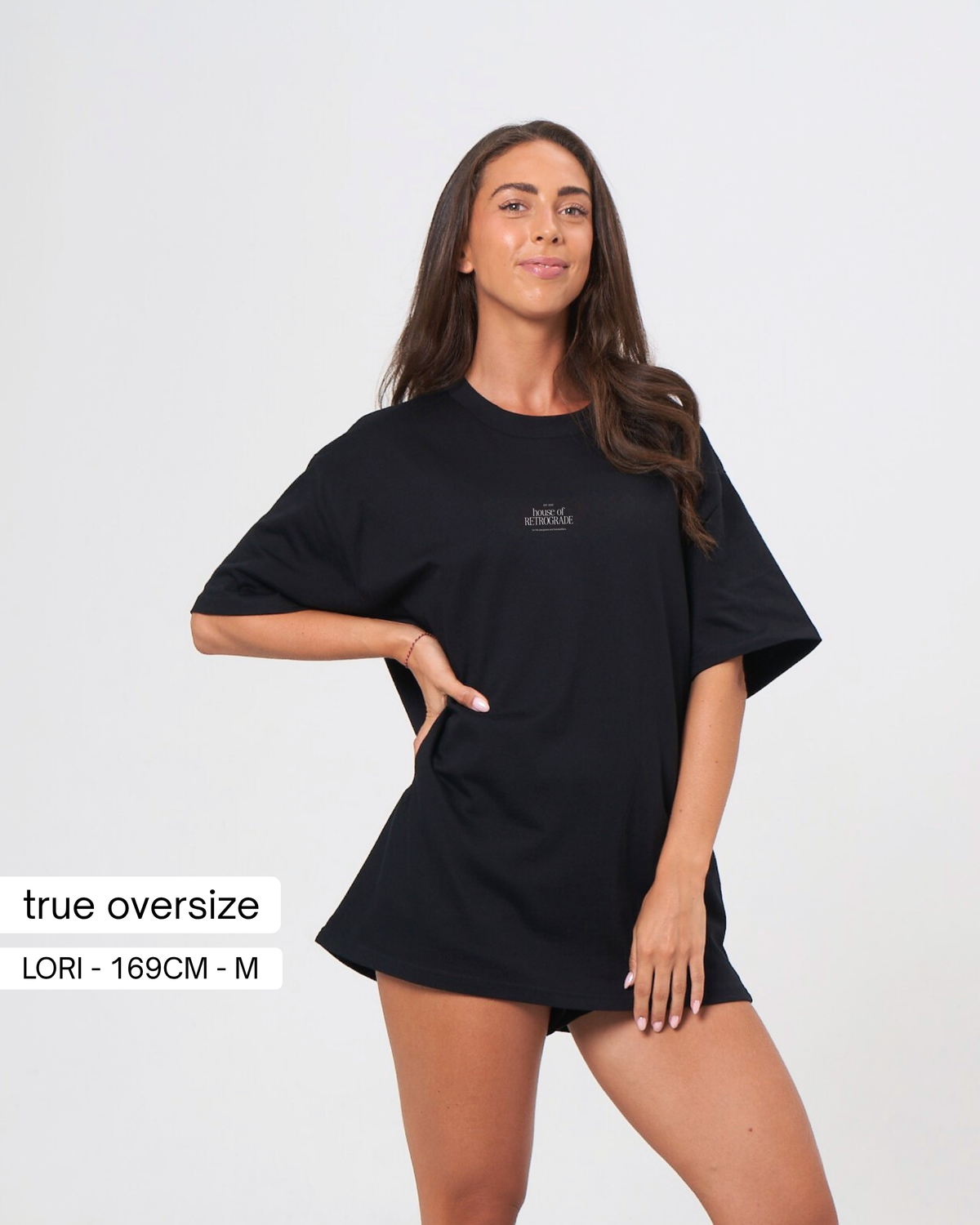 THE SIGNATURE T-SHIRT