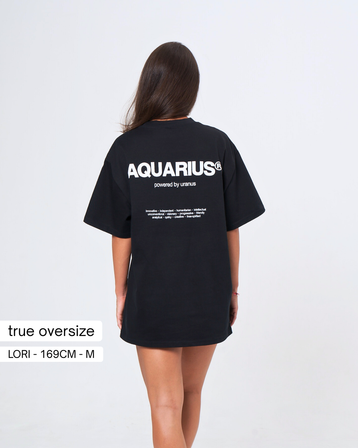 THE SIGNATURE T-SHIRT