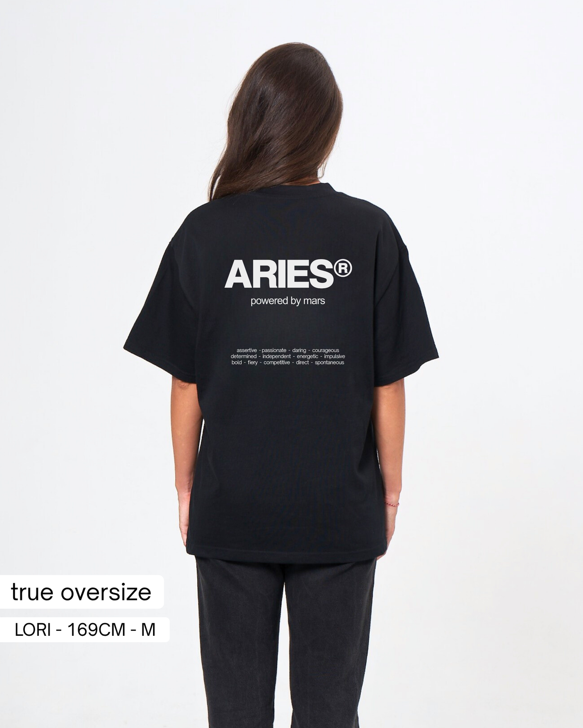 THE SIGNATURE T-SHIRT