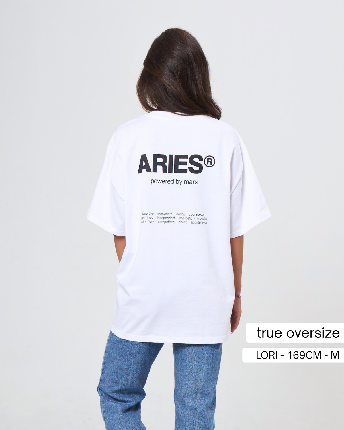 THE SIGNATURE T-SHIRT