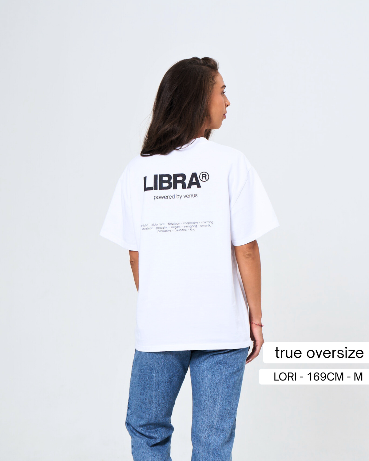 THE SIGNATURE T-SHIRT