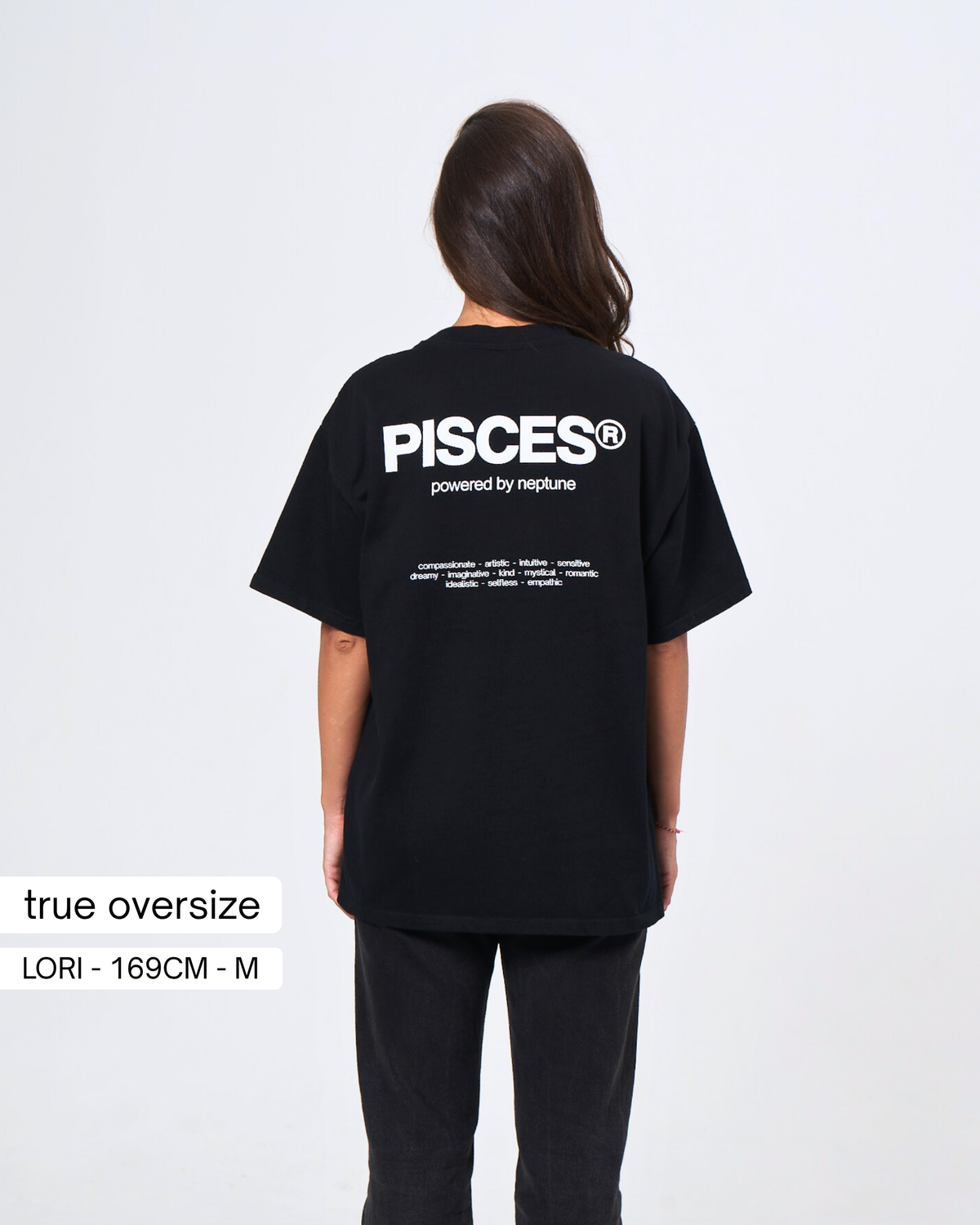 THE SIGNATURE T-SHIRT