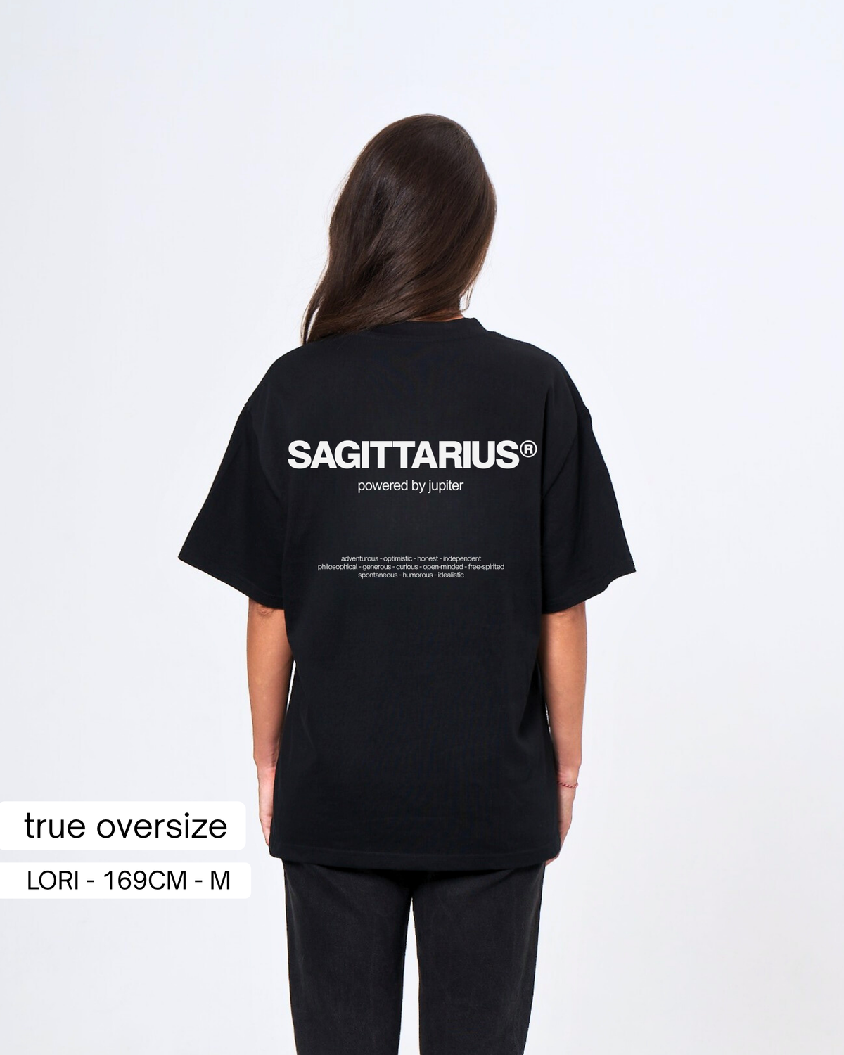 THE SIGNATURE T-SHIRT