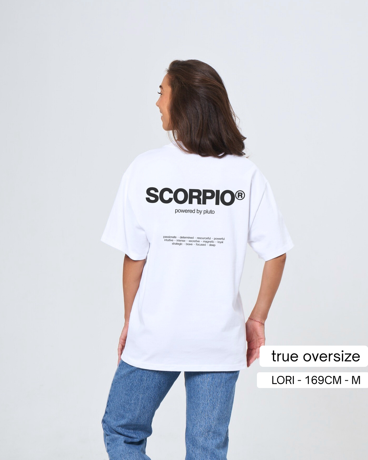THE SIGNATURE T-SHIRT