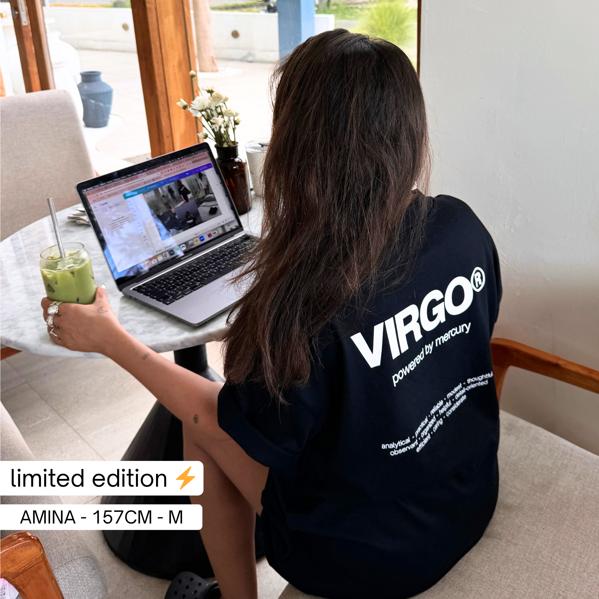 THE SIGNATURE T-SHIRT